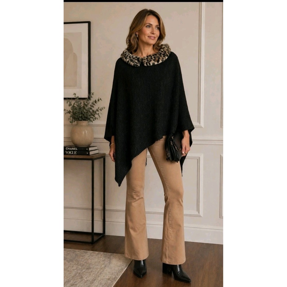 Chicos L/XL Poncho Cape Black Knit Chevron Leopard Faux Fur Collar Chic